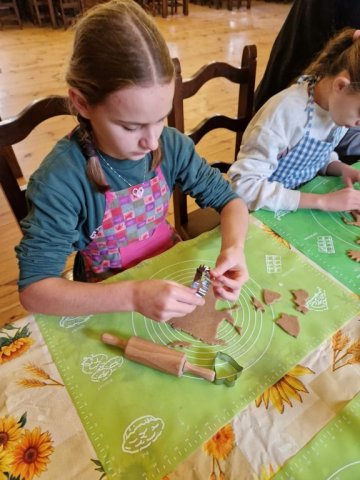 b_1024_768_0_00_images_2023_2024_Ochmanski_Pstragowa_401448294_813411783920105_1277940383902648637_n